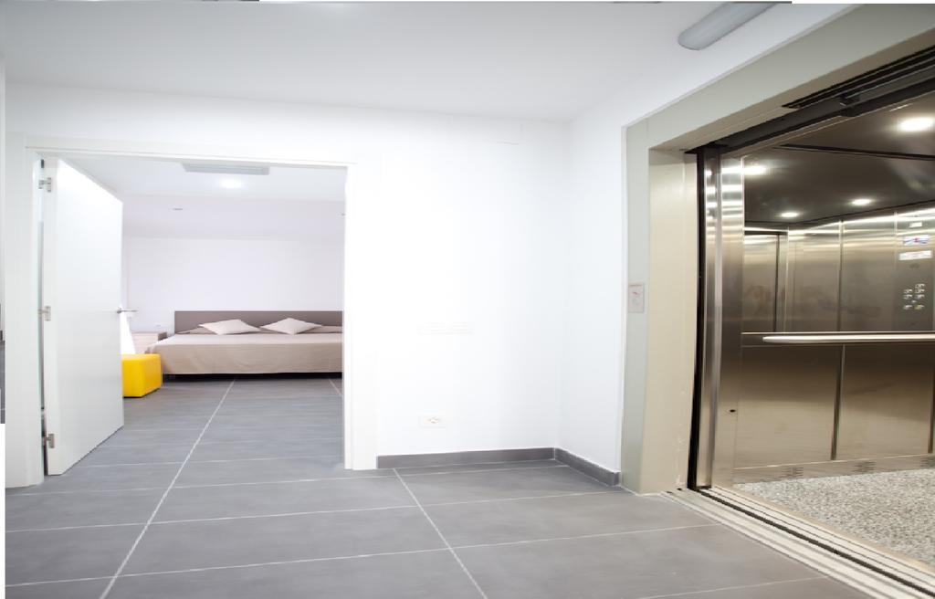 Apartamentos Ocea カンブリルス エクステリア 写真