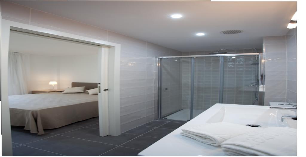 Apartamentos Ocea カンブリルス エクステリア 写真